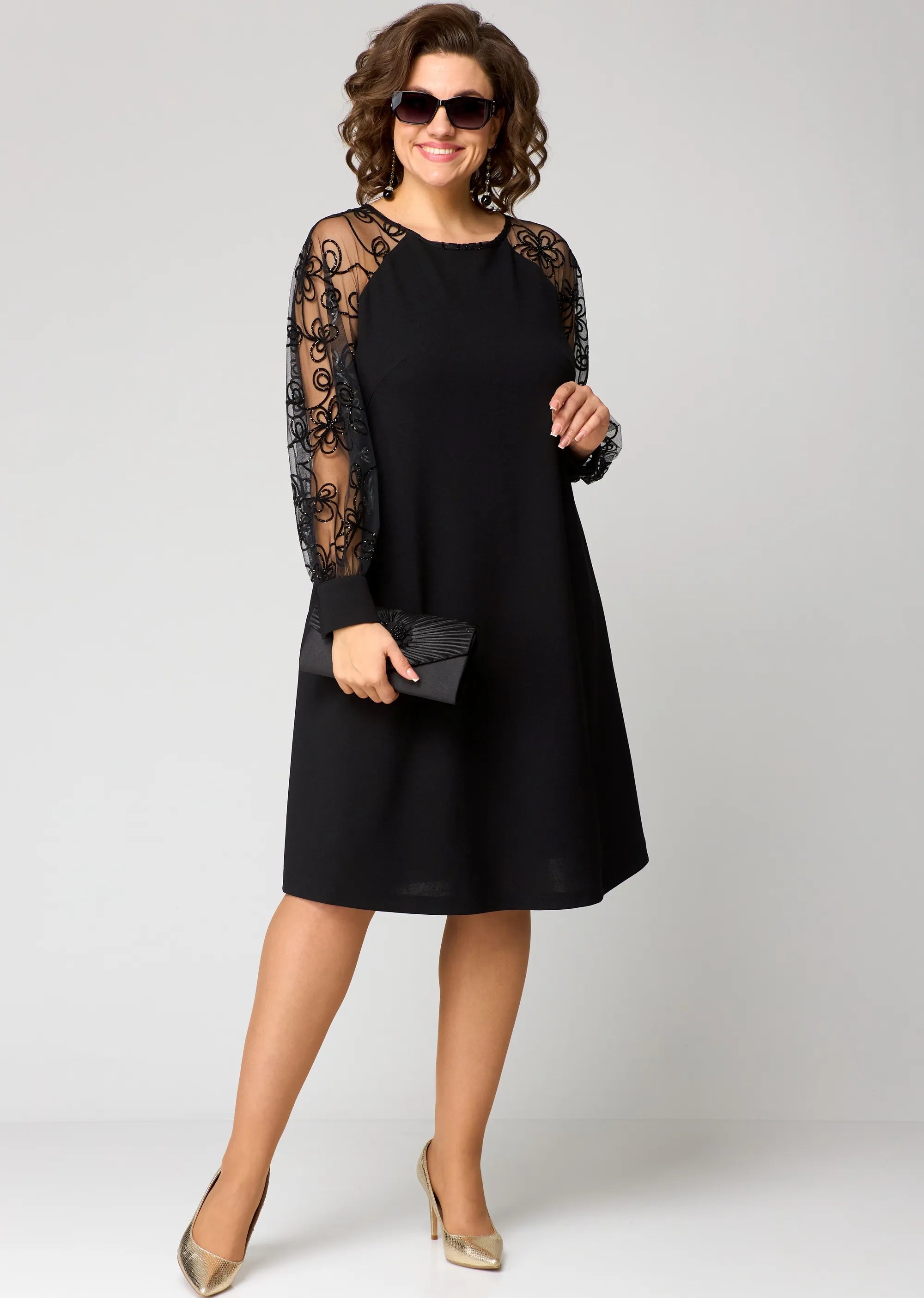 Linda | Elegant Lace Dress
