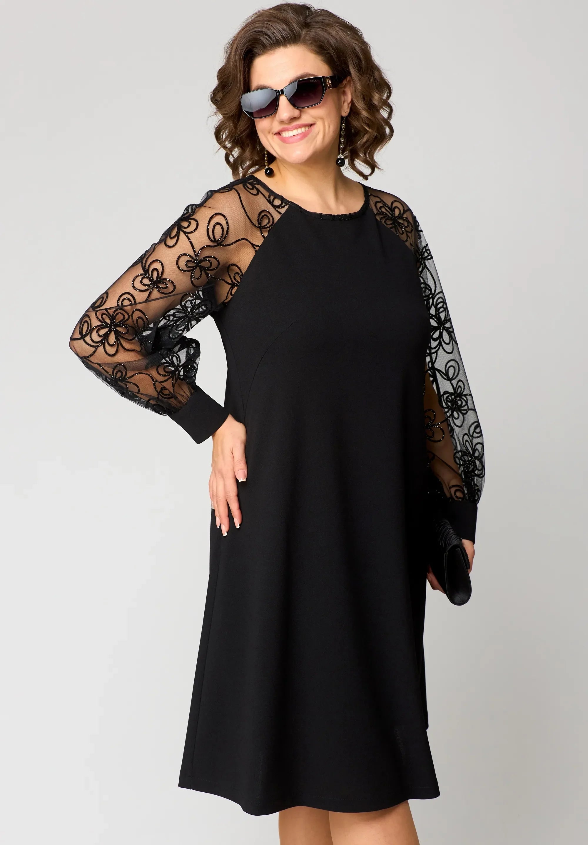 Linda | Elegant Lace Dress