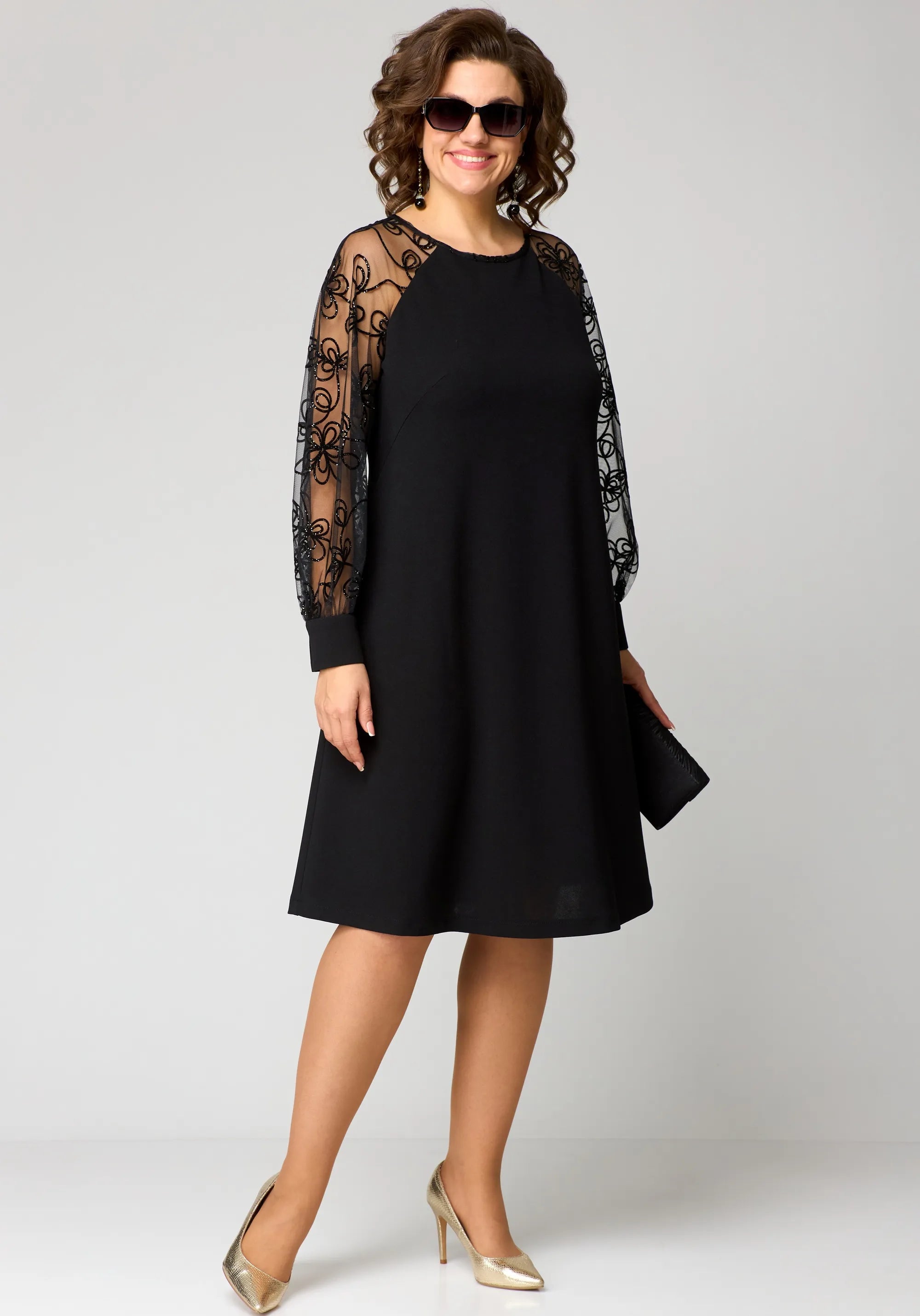 Linda | Elegant Lace Dress